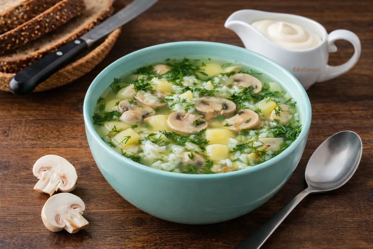 Грибной суп с картофелем и рисом