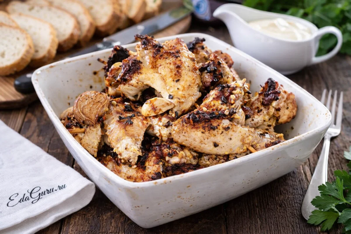Куриные крылья в майонезном соусе
