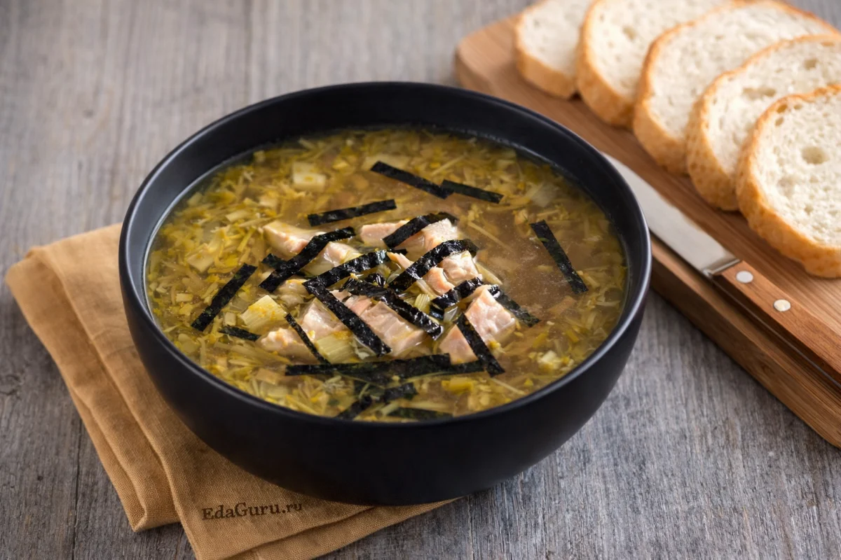 Легкий рыбный суп