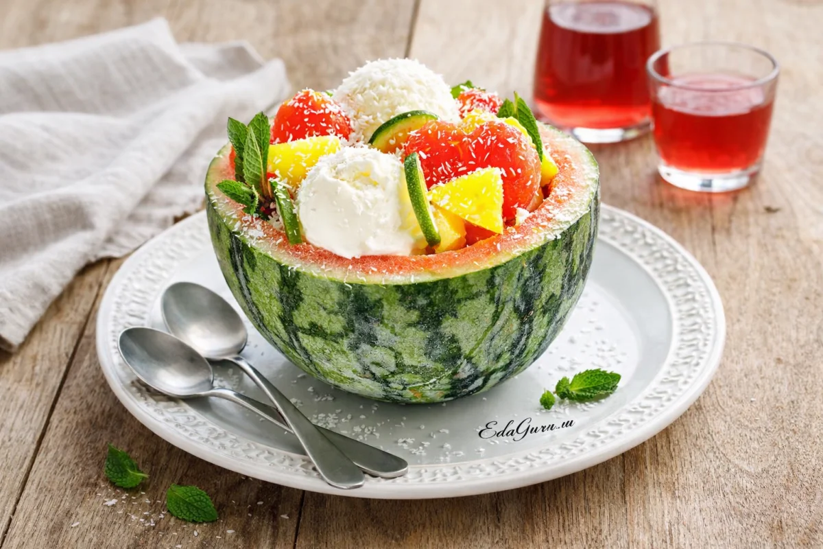 Мороженое в арбузе