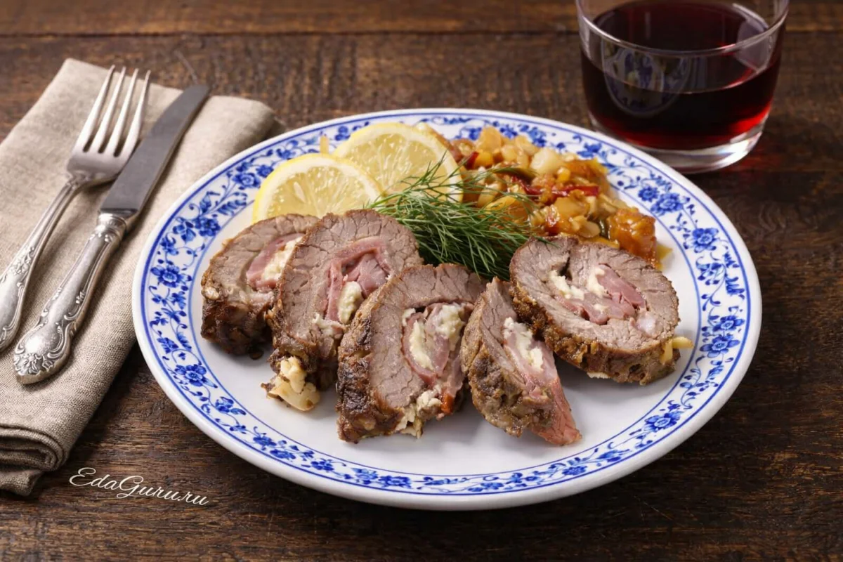 Мясные рулетики с сыром